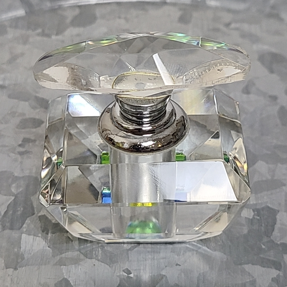⭐️40% Off⭐️ Vintage Crystal Perfume Bottle